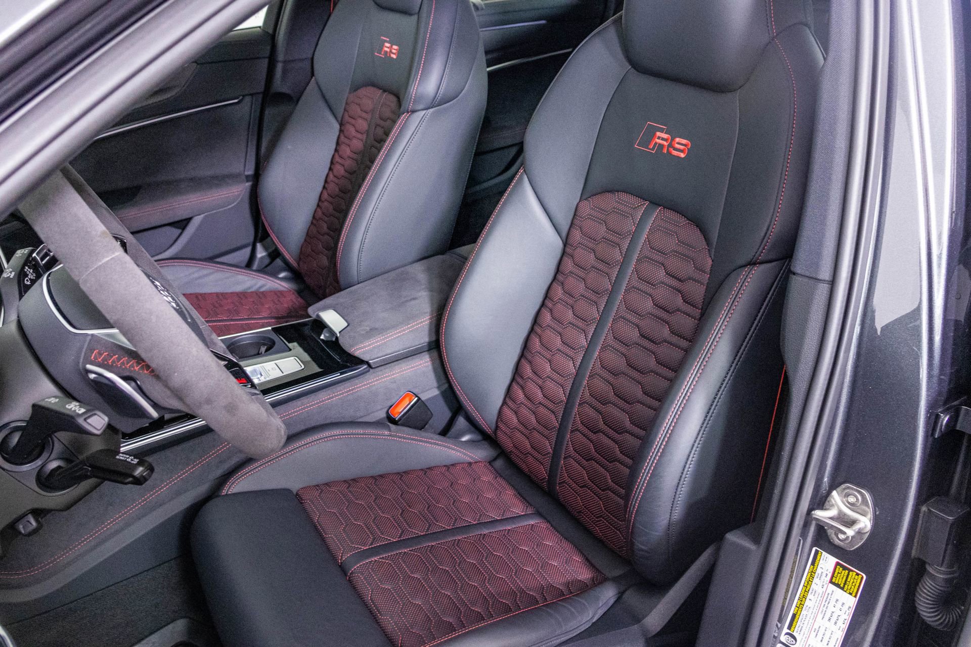 Used 2024 Audi RS 6 performance image 19