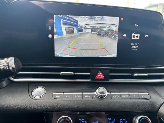 Used 2025 Hyundai Elantra SEL FWD image 27