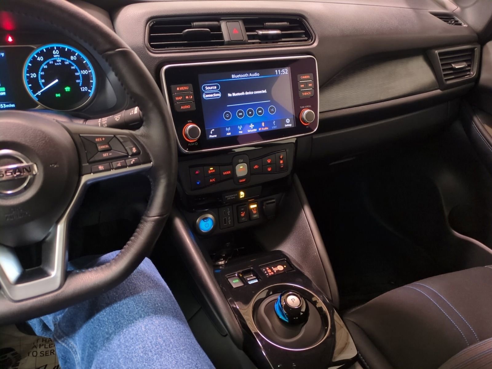 Used 2022 Nissan Leaf SV image 20