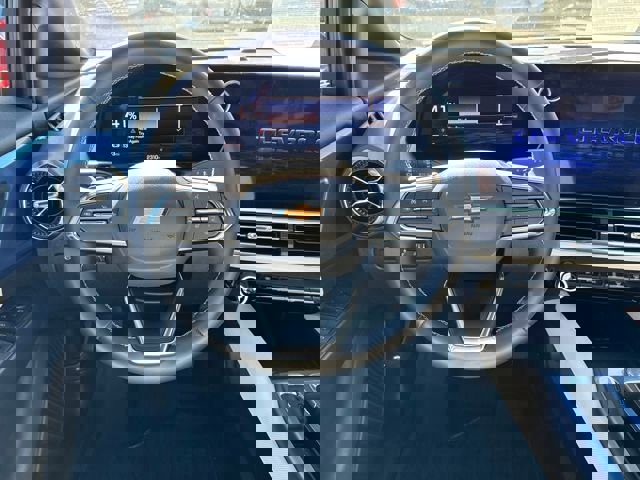 New 2025 Chevrolet Equinox EV LT image 13