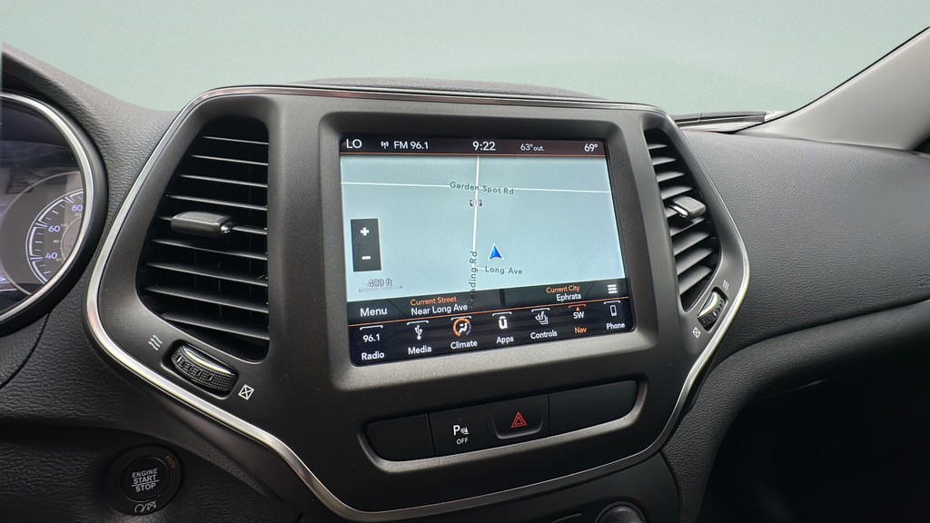 Used 2019 Jeep Cherokee Trailhawk w/ Comfort/Convenience Group AWD/4WD image 18