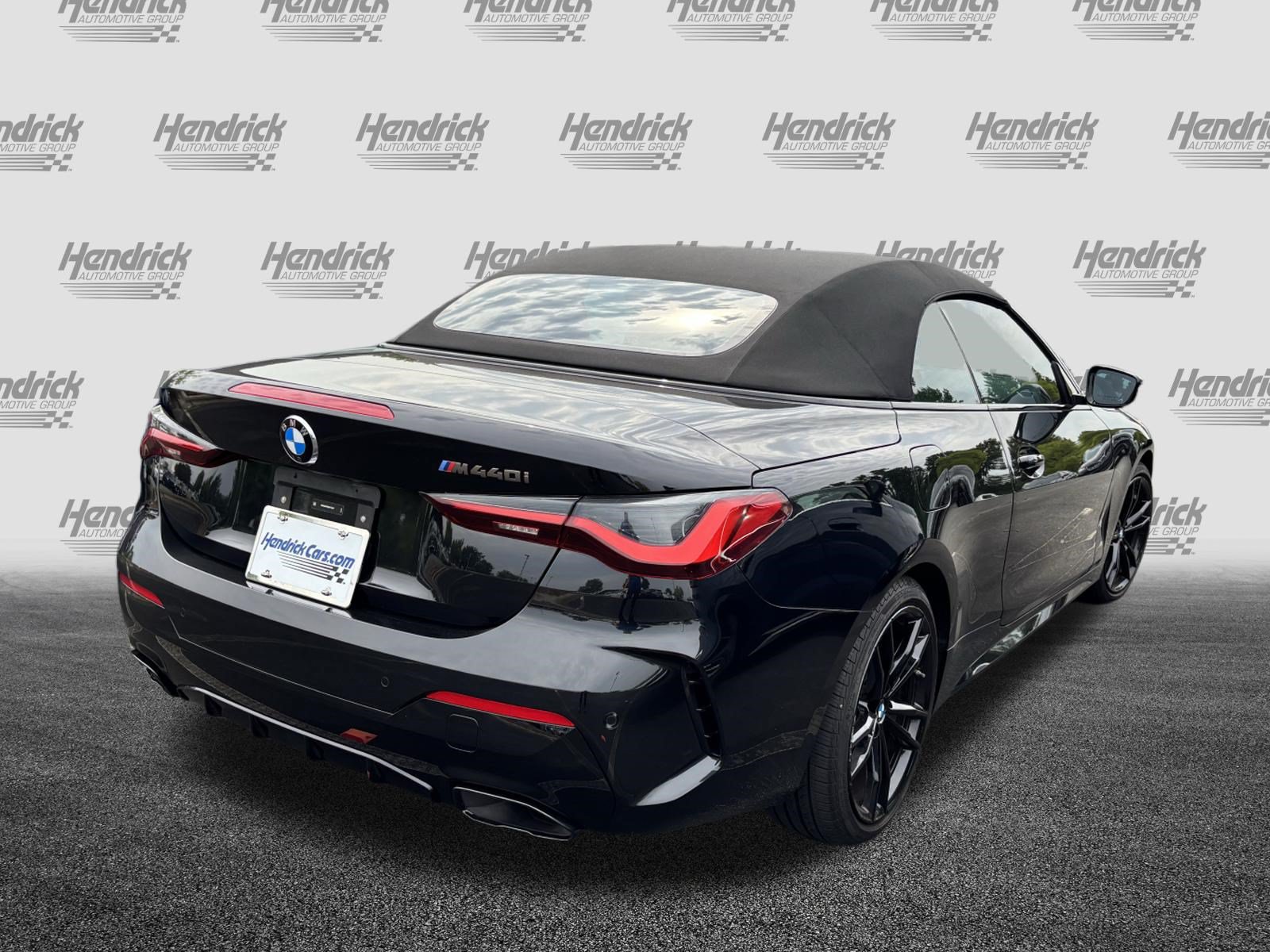 Used 2024 BMW 440i xDrive Convertible AWD/4WD image 11