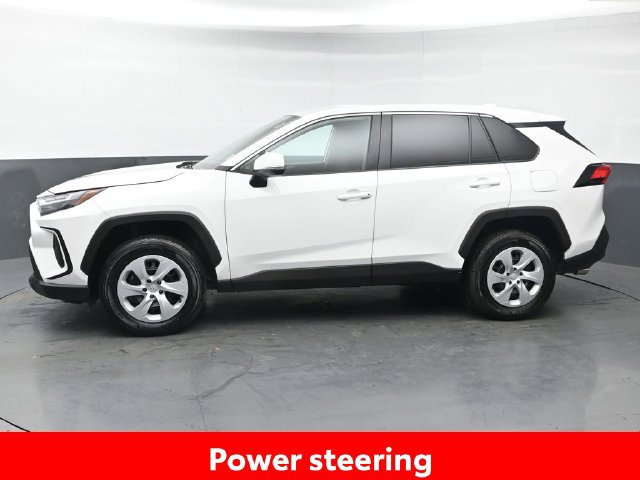 Certified 2025 Toyota RAV4 LE AWD/4WD image 2
