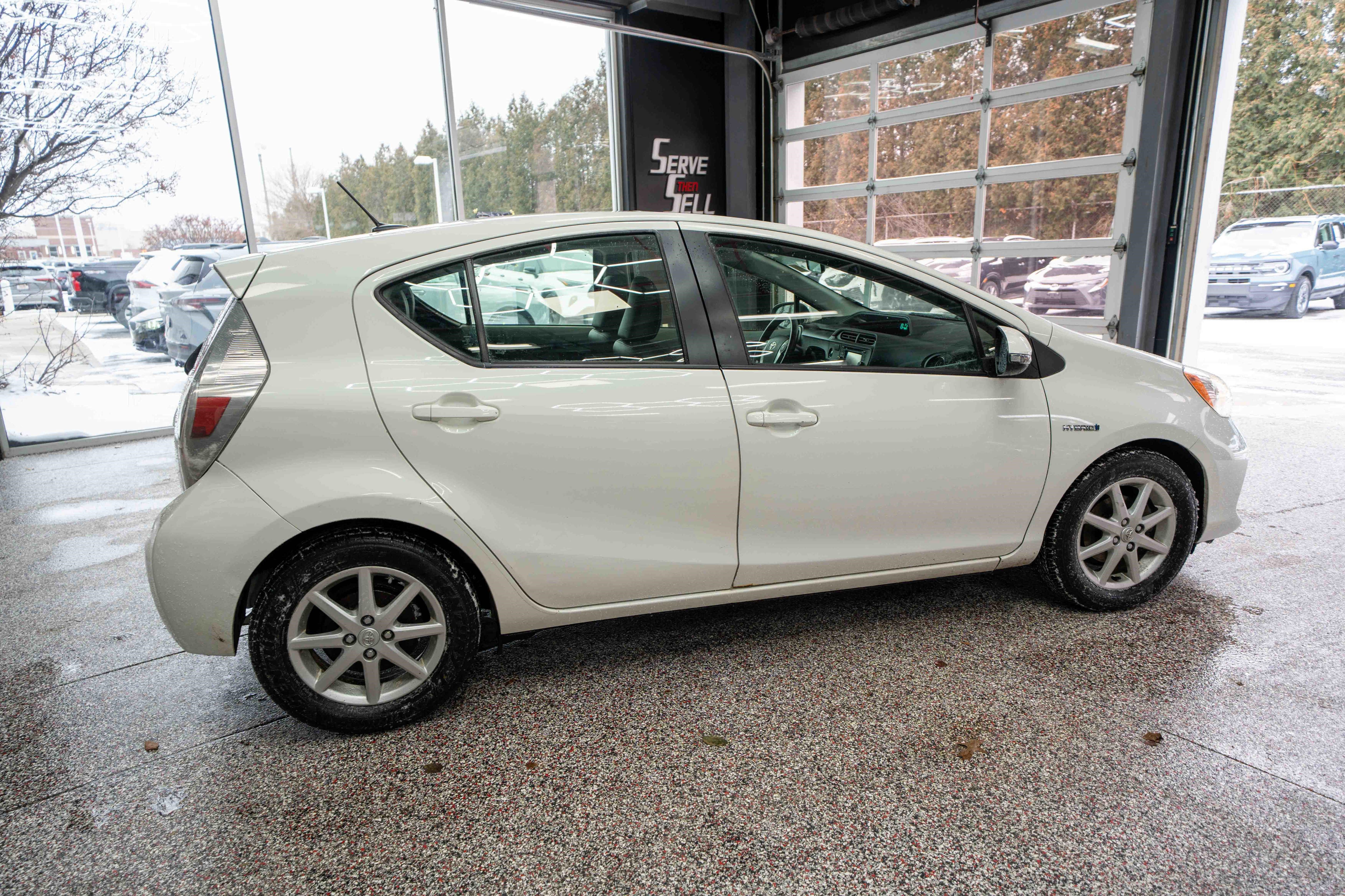 Used 2012 Toyota Prius C Four image 4