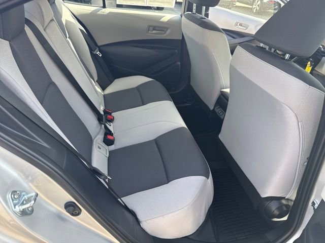 Used 2026 Toyota Corolla LE image 30
