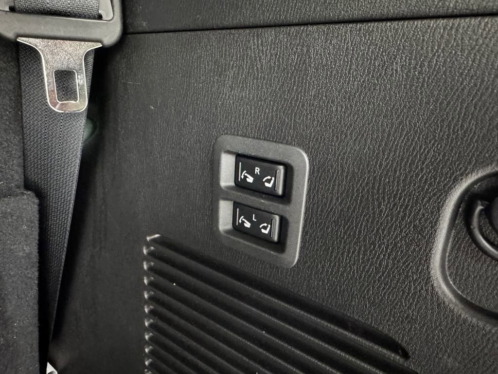 Used 2021 INFINITI QX80 Sensory w/ Cargo Package image 37