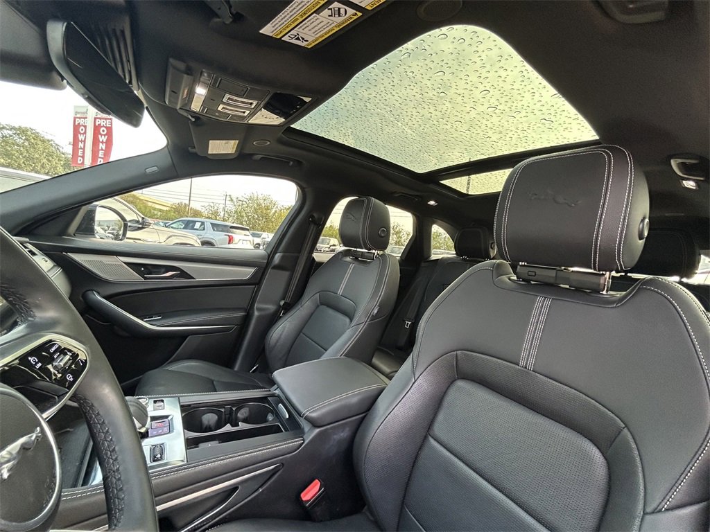 Used 2024 Jaguar F-PACE R-Dynamic S image 14