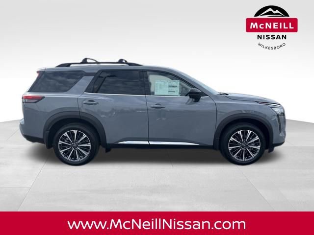 New 2026 Nissan Pathfinder Platinum image 8