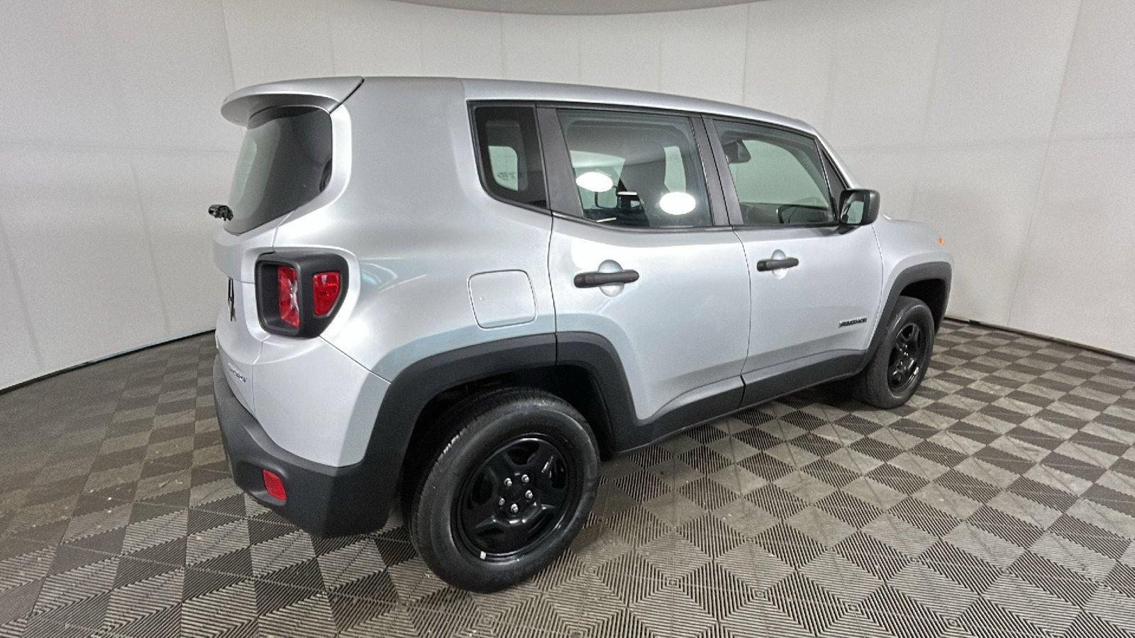 Used 2021 Jeep Renegade Sport AWD/4WD image 4