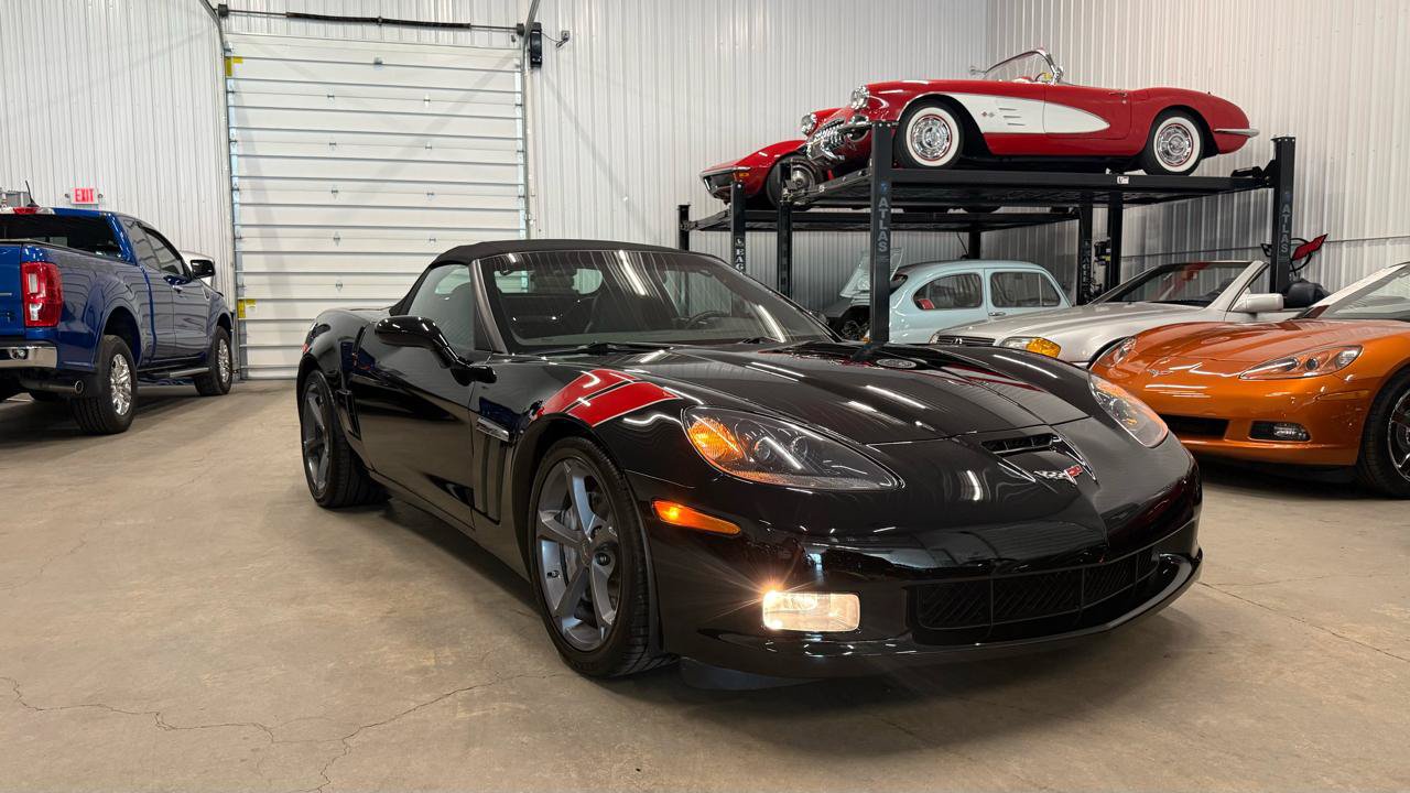 Used 2010 Chevrolet Corvette Grand Sport w/ Preferred Equipment Group RWD image 4