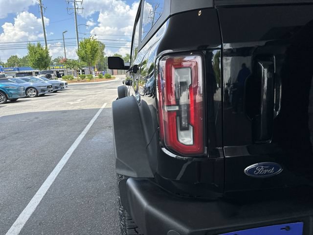 Certified 2022 Ford Bronco Outer Banks w/ Sasquatch Package AWD/4WD image 26