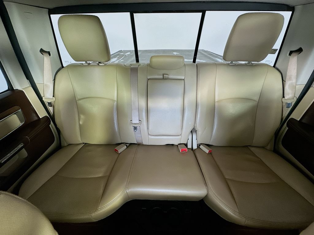 Used 2016 RAM 1500 Laramie w/ Convenience Group AWD/4WD image 13