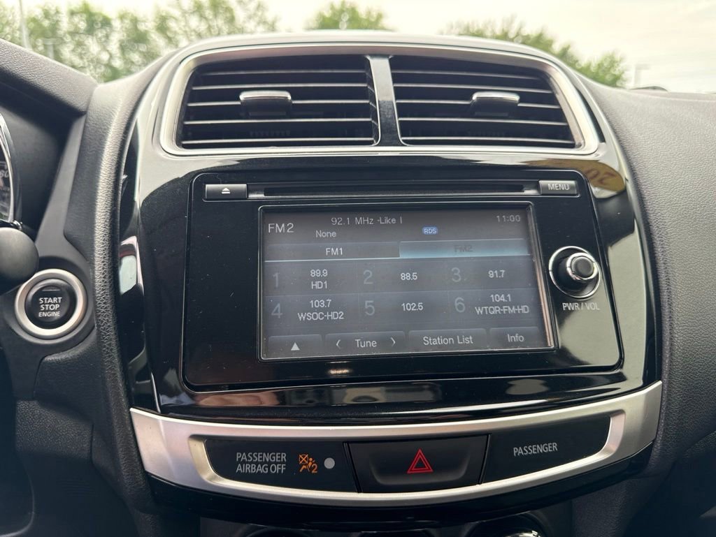 Used 2015 Mitsubishi Outlander Sport SE FWD image 21