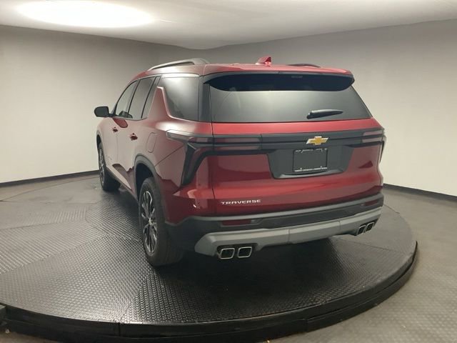 New 2026 Chevrolet Traverse LT w/ Enhanced Driving Package image 5