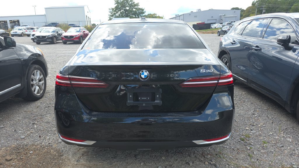Used 2024 BMW 530i RWD image 5