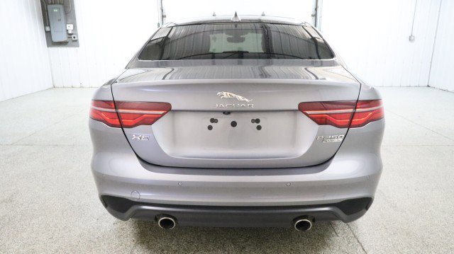 Used 2020 Jaguar XE S AWD/4WD image 8
