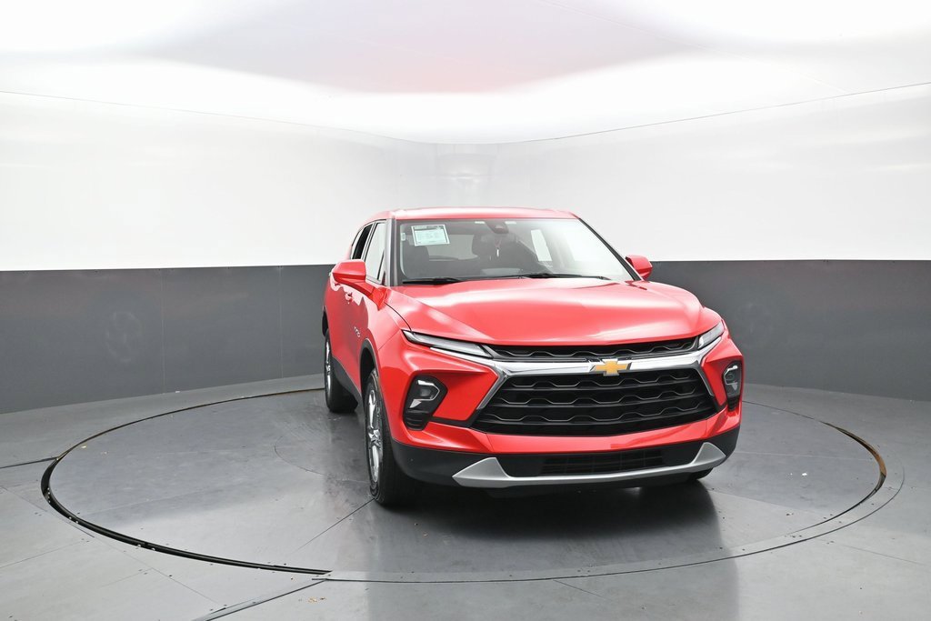 Used 2023 Chevrolet Blazer LT image 47