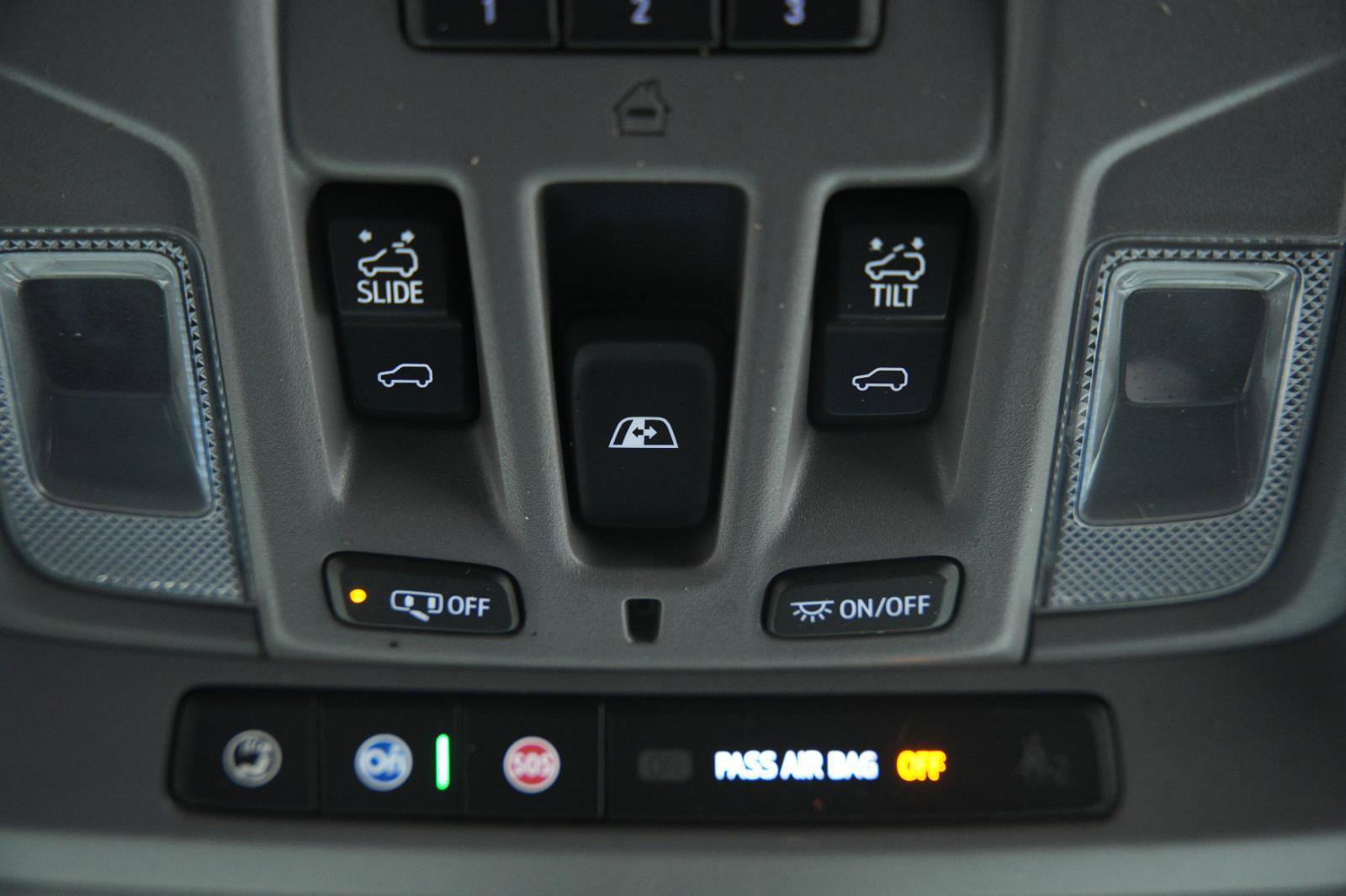 Used 2023 GMC Sierra 2500 Denali w/ Denali Black Diamond Edition image 42