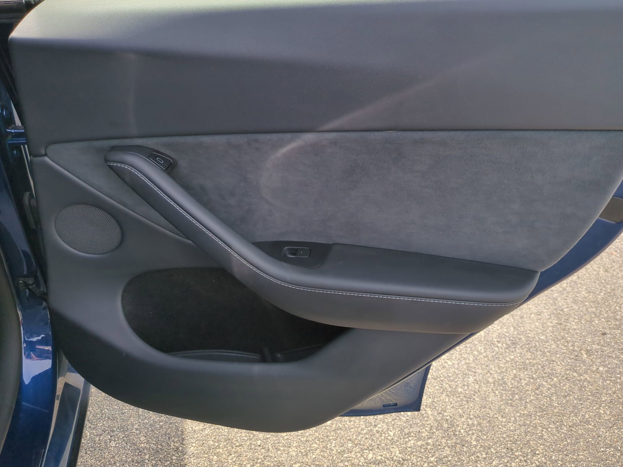 Used 2024 Tesla Model Y Long Range image 32