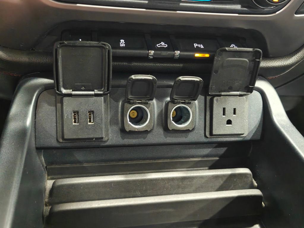 Used 2017 GMC Sierra 1500 SLT w/ All Terrain Package image 44