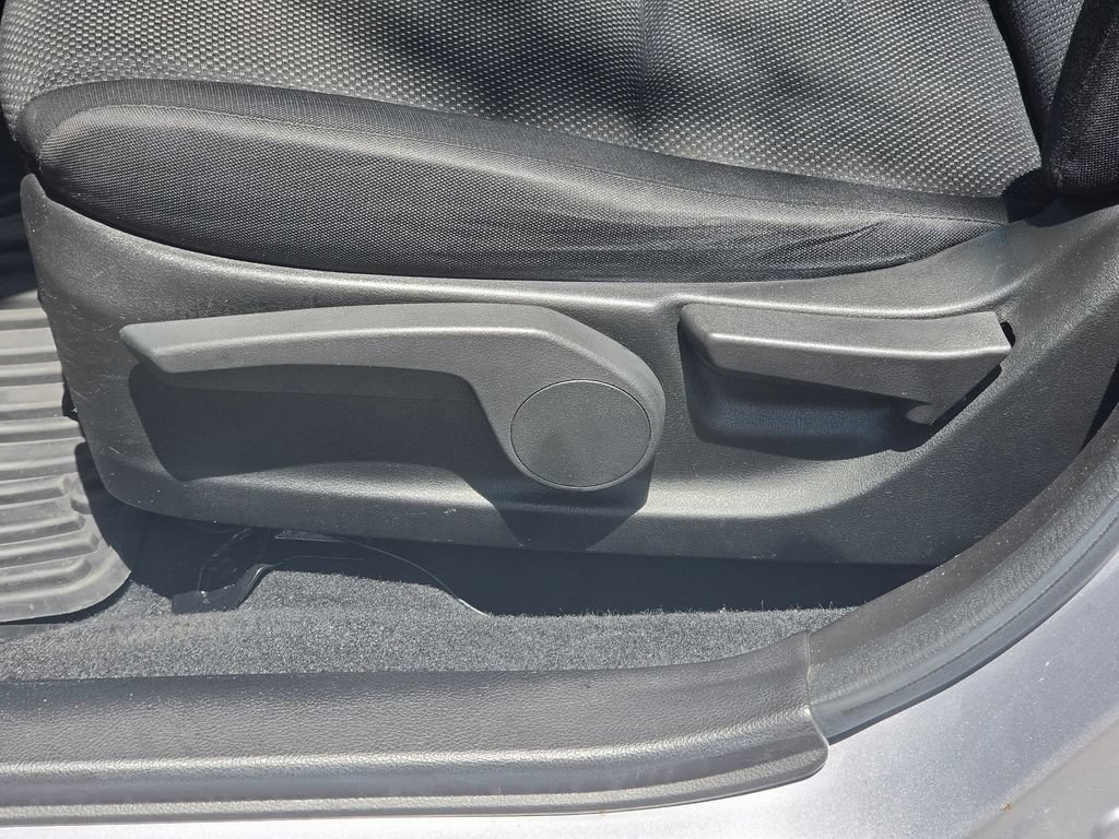 Used 2013 Subaru Impreza 2.0i w/ Popular Pkg 1 AWD/4WD image 18