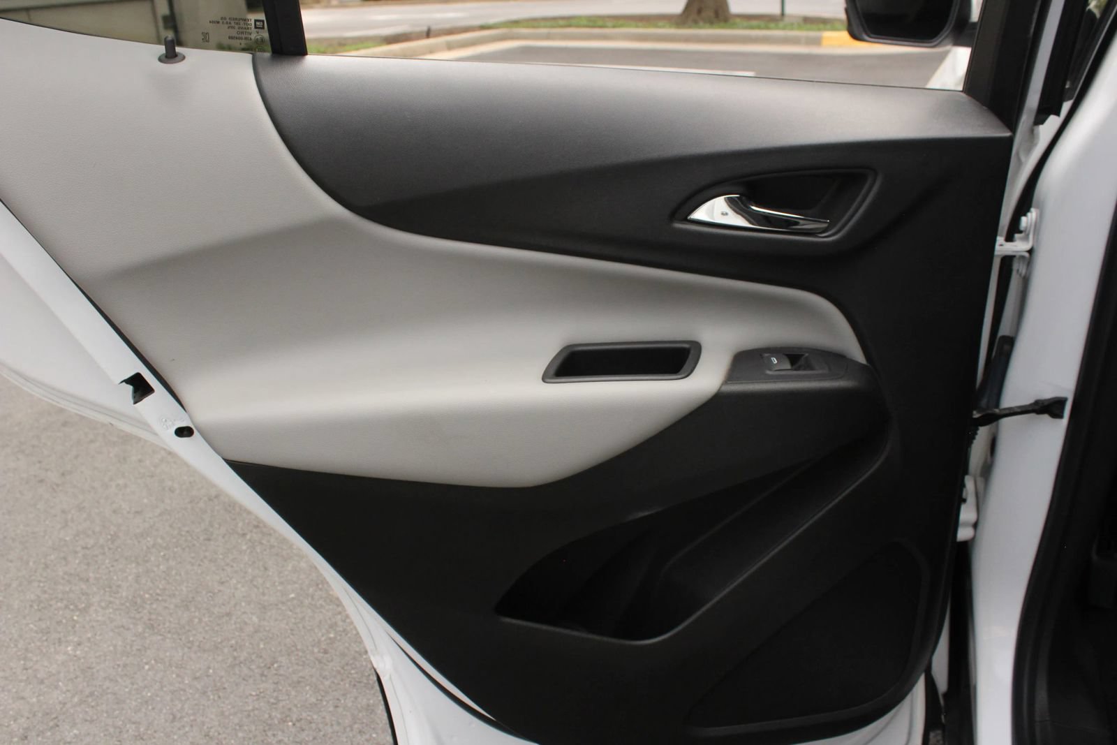 Used 2019 Chevrolet Equinox LT AWD/4WD image 21