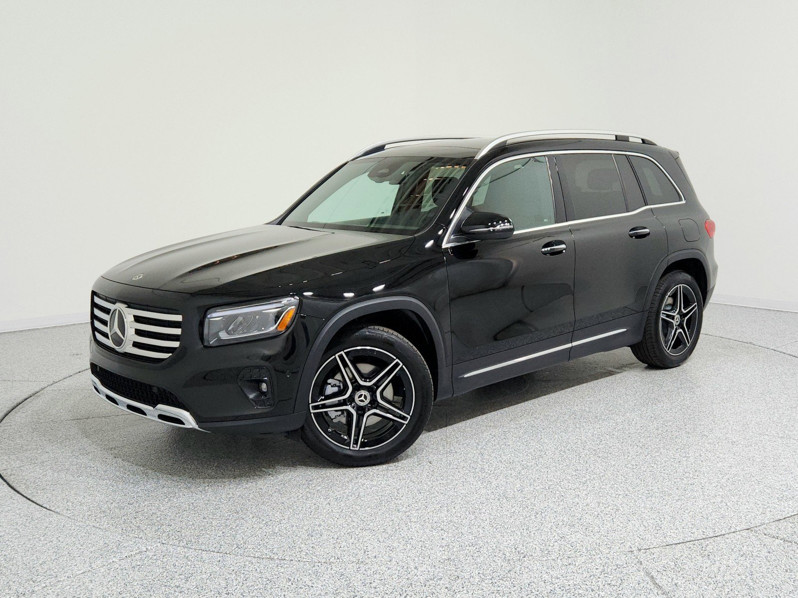 New 2026 Mercedes-Benz GLB 250