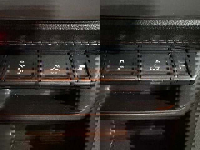 Used 2017 GMC Canyon SLE w/ SLE Convenience Package image 15