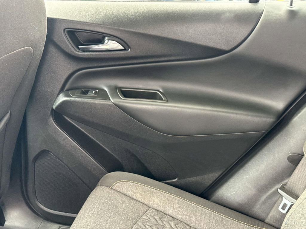 Used 2023 Chevrolet Equinox LT FWD image 12