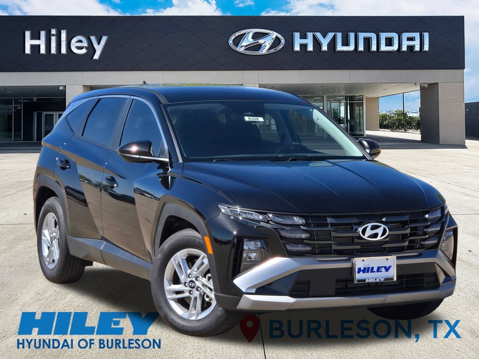Certified 2026 Hyundai Tucson SE FWD image 2