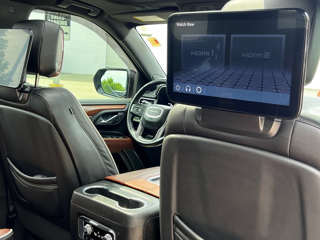 Used 2023 GMC Yukon Denali Ultimate AWD/4WD image 38