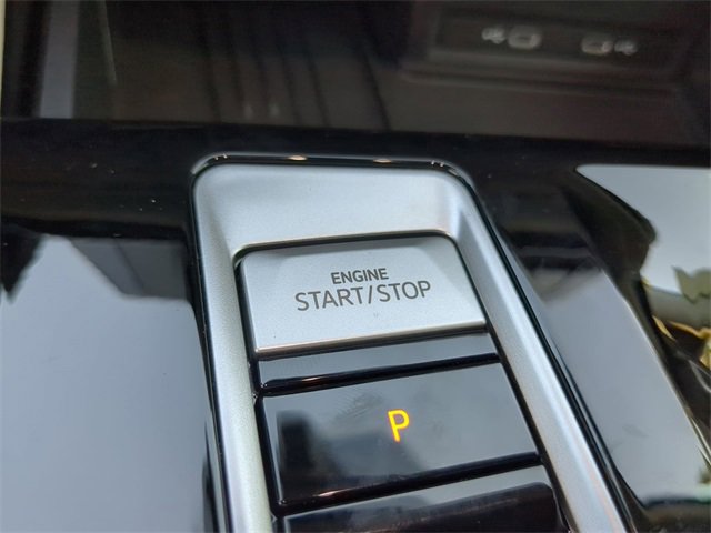 New 2026 Volkswagen Atlas SEL Premium R-Line image 32