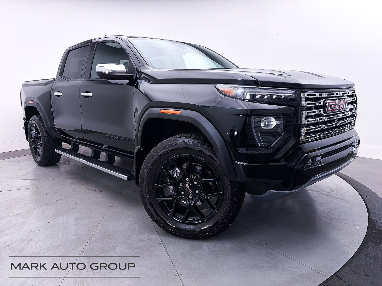 Used 2024 GMC Canyon Denali w/ LPO, Denali Black Edition AWD/4WD video 1