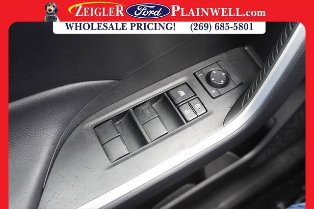 Used 2025 Toyota RAV4 LE image 20