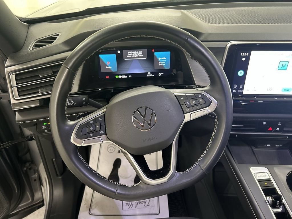 Used 2024 Volkswagen Atlas Cross Sport SE AWD/4WD image 4