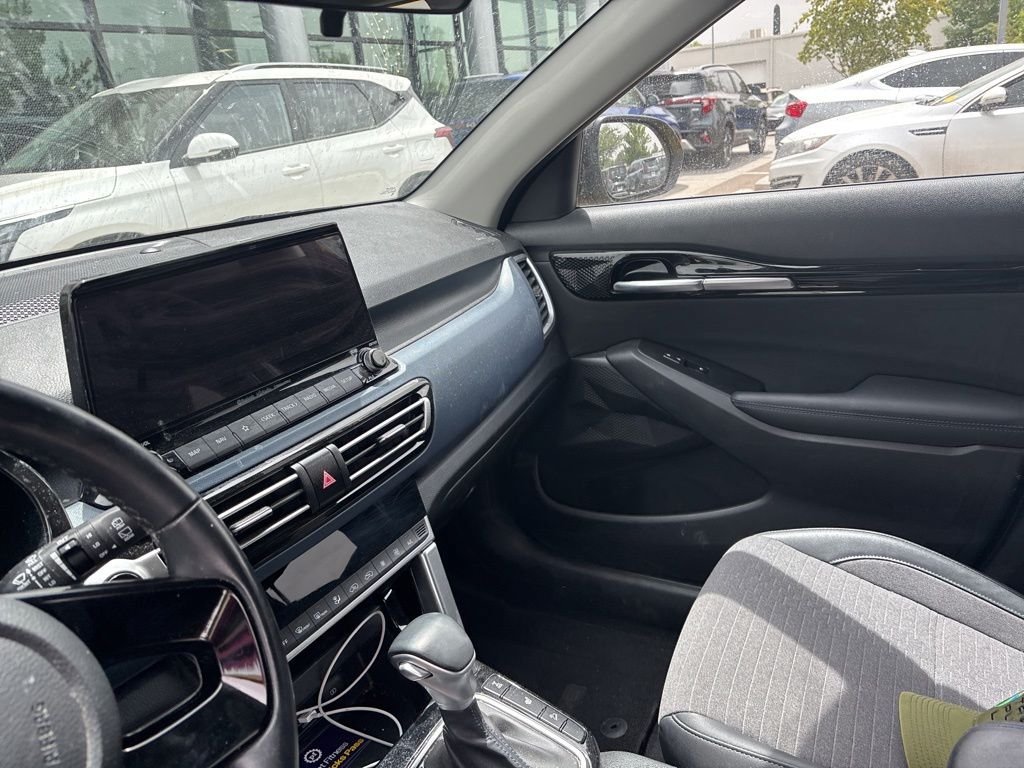 Used 2022 Kia Seltos S AWD/4WD image 29
