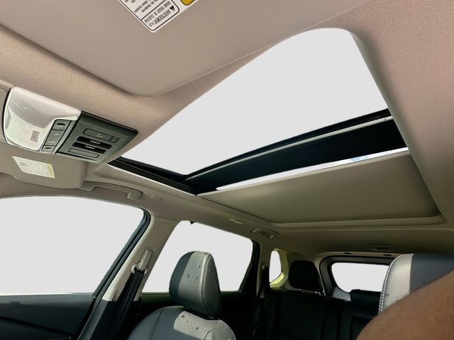 Used 2024 Nissan Rogue Platinum w/ Platinum Premium Package FWD image 23
