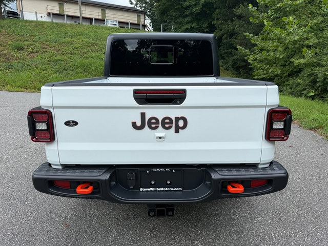 New 2025 Jeep Gladiator Mojave w/ Steel Bumper Group image 8