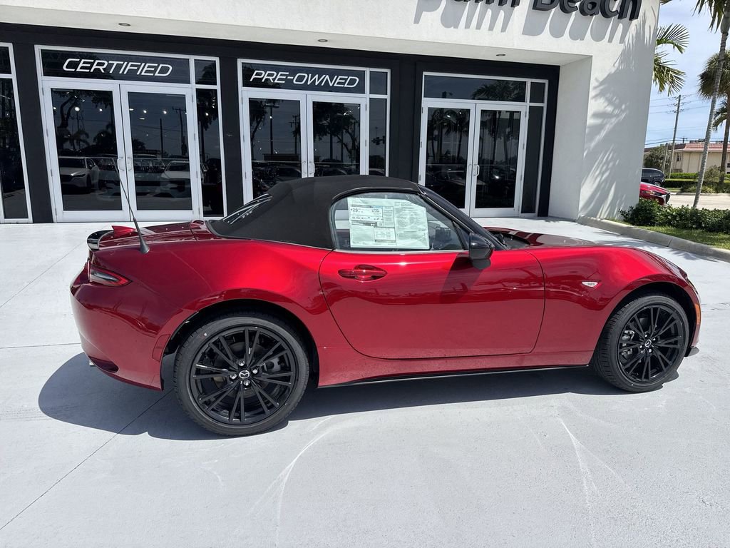 New 2026 MAZDA MX-5 Miata Club w/ Interior Package RWD image 4