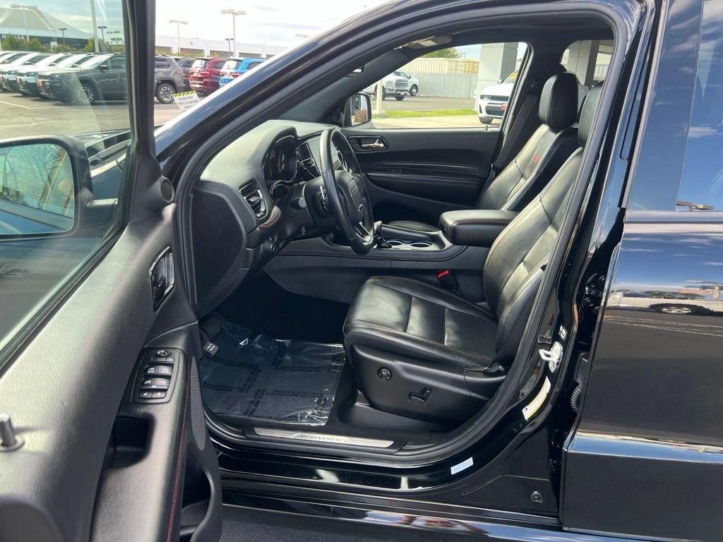 Used 2025 Dodge Durango GT AWD/4WD image 21