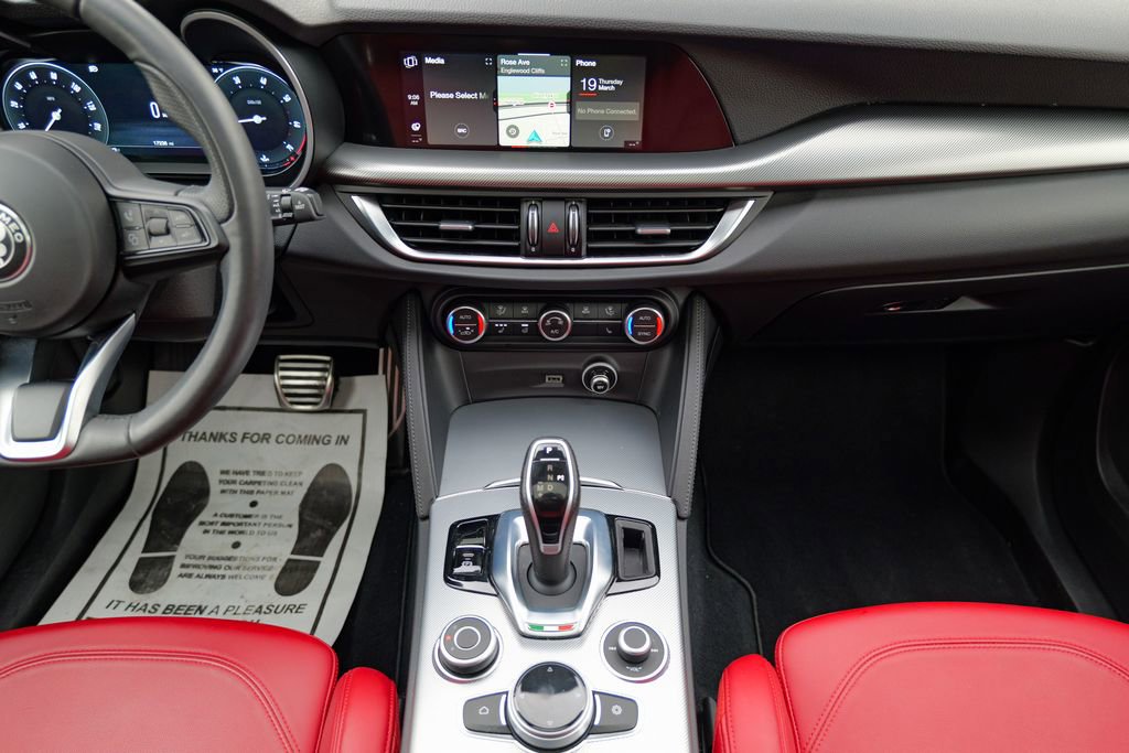 Used 2024 Alfa Romeo Stelvio Ti w/ Performance Driving Package image 48