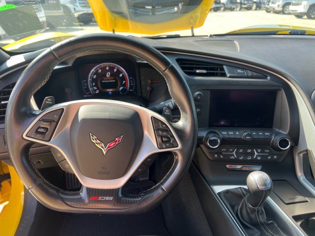 Used 2015 Chevrolet Corvette Z06 w/ Z07 Performance Package image 5
