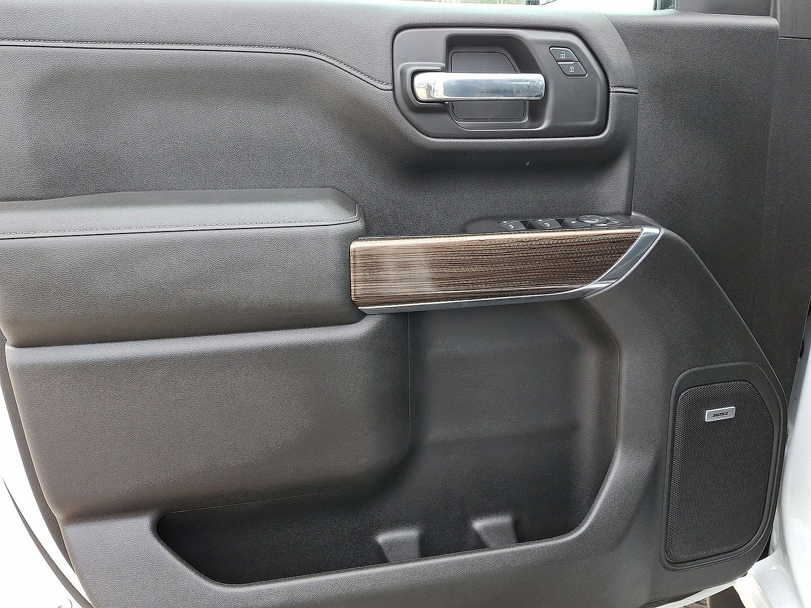 Certified 2020 Chevrolet Silverado 1500 LT Trail Boss image 10