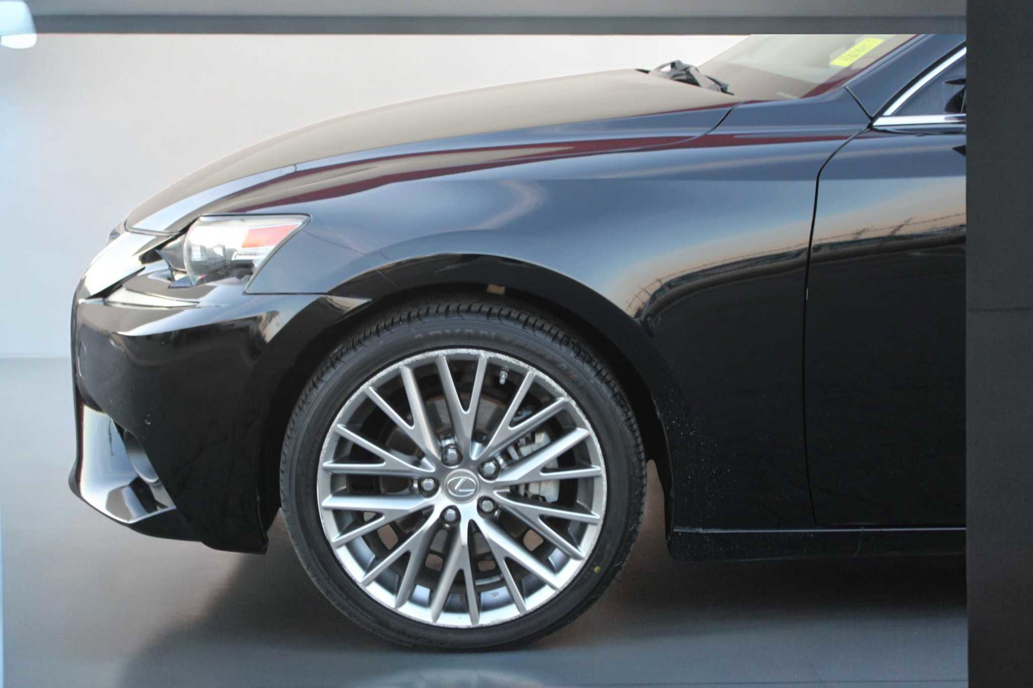 Used 2015 Lexus IS 250 IS 250 SEDAN 4D w/ Navigation System Package image 4