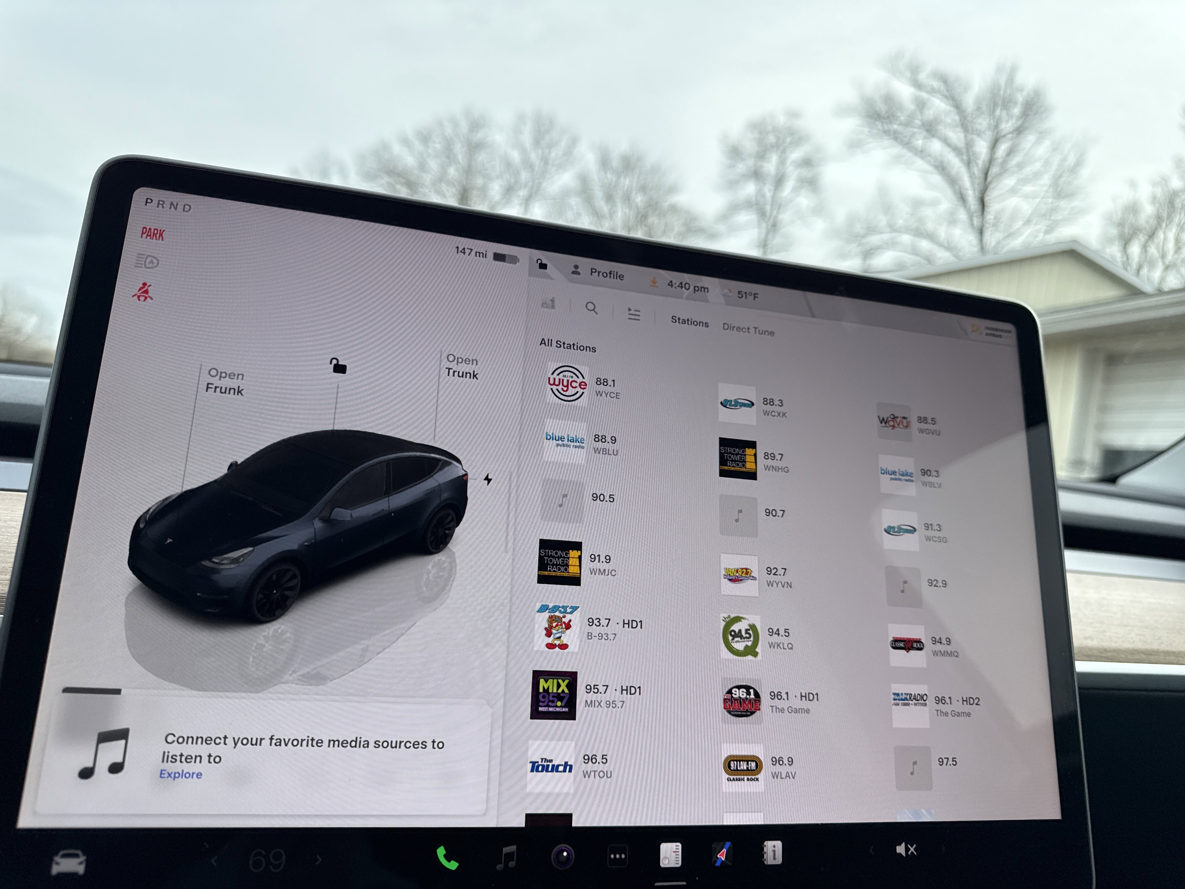 Used 2024 Tesla Model Y Long Range image 27