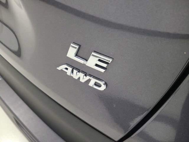 Used 2024 Toyota RAV4 LE AWD/4WD image 12