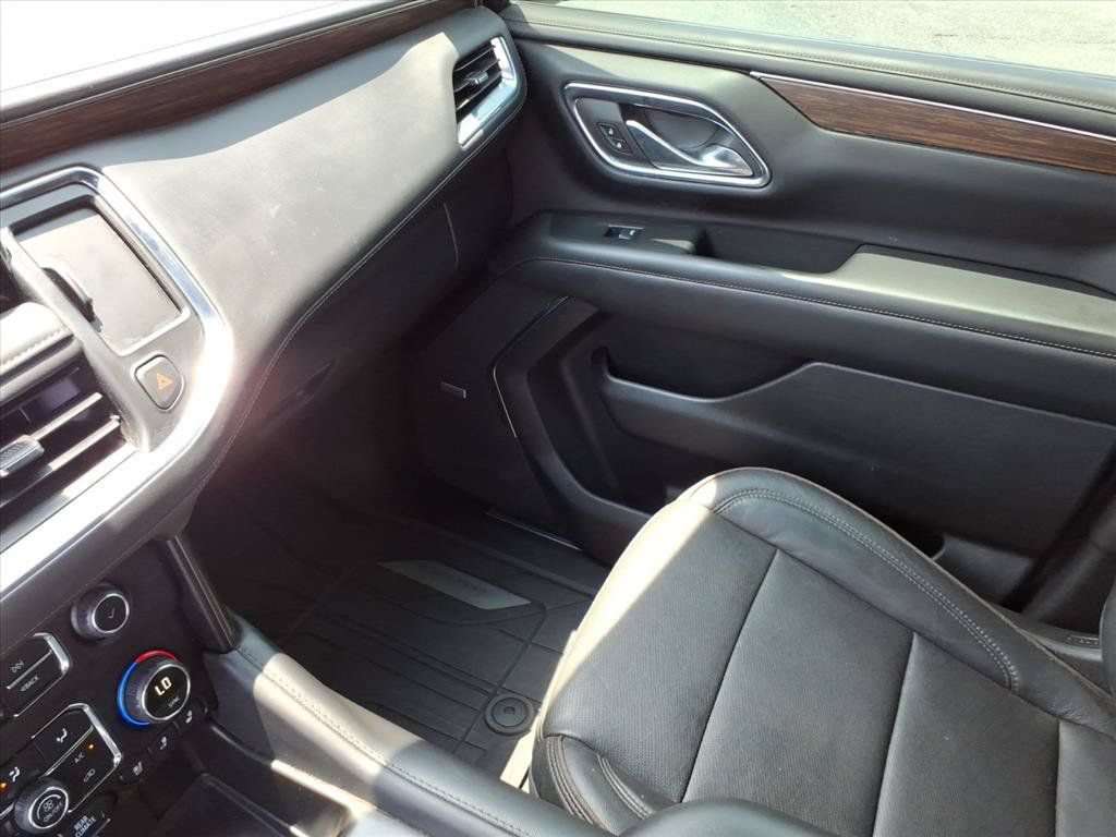 Used 2023 Chevrolet Tahoe High Country AWD/4WD image 33