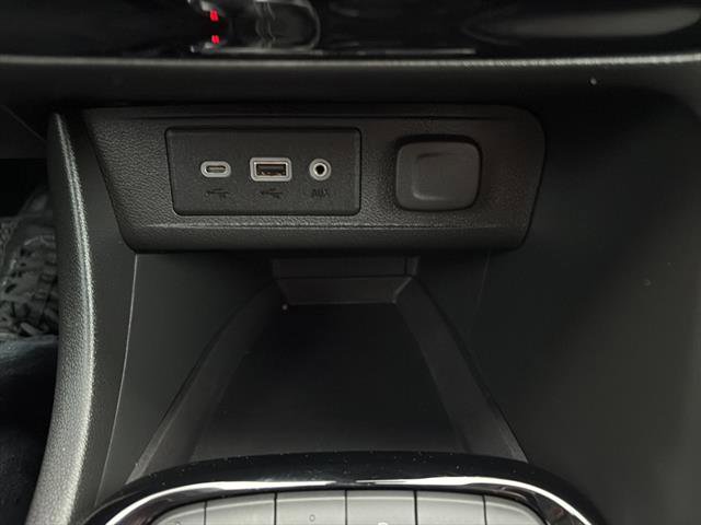 Used 2023 Buick Encore GX Preferred w/ Cold Weather Comfort Package FWD image 23