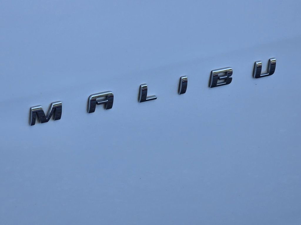 Used 2022 Chevrolet Malibu LT w/ Leather Package image 26