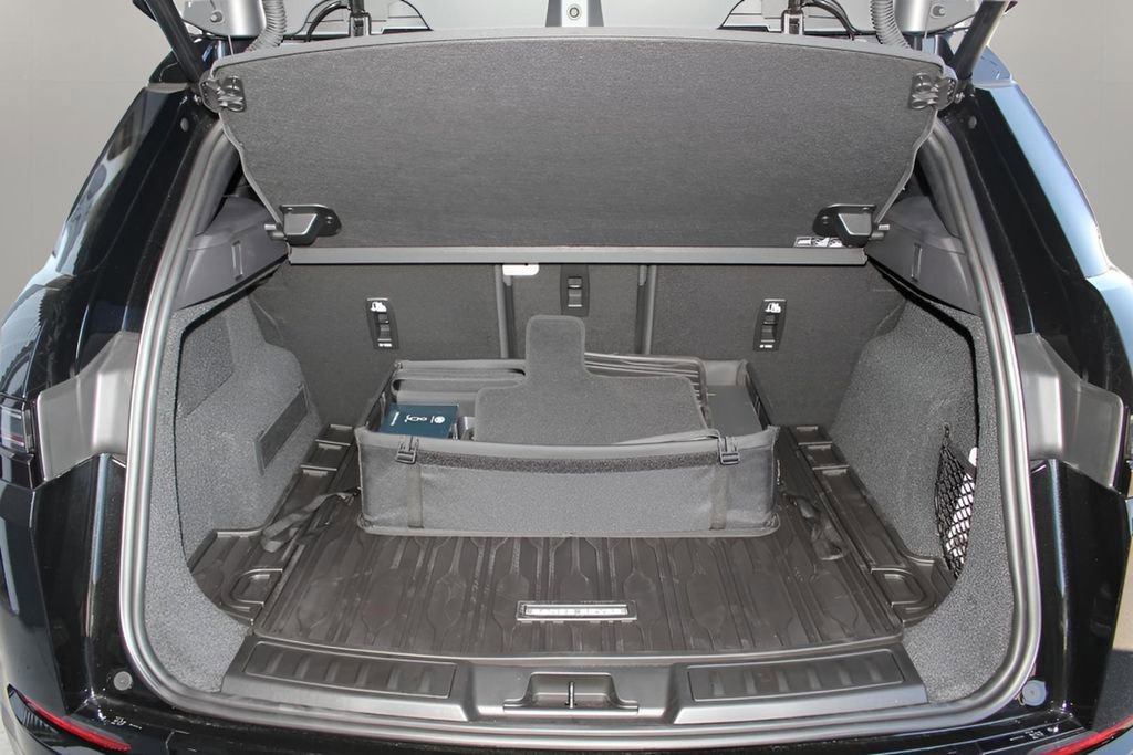 Used 2026 Land Rover Range Rover Evoque S AWD/4WD image 16